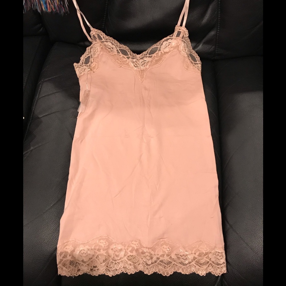 Brand new sleeveless lace tank top